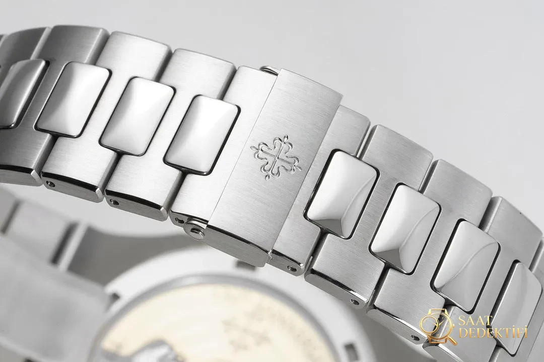 ZF Factory 2025 amiral gemisi üretimi | Patek Philippe Cal.26-330SC replika mekanizması, sektörün zirvesinde bir atılım - Yan Profil Kalınlık ve Ergonomik Kavis