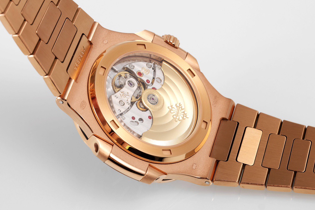ZF Factory 2025 amiral gemisi üretimi | Patek Philippe Cal.26-330SC replika mekanizması, sektörün zirvesinde bir atılım — 54. fotoğraf