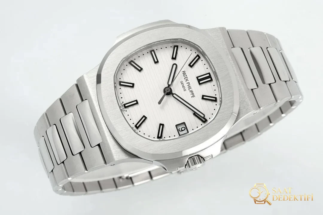 ZF Factory 2025 amiral gemisi üretimi | Patek Philippe Cal.26-330SC replika mekanizması, sektörün zirvesinde bir atılım - Bezel Tıklama Hissi ve Numara Dolguları
