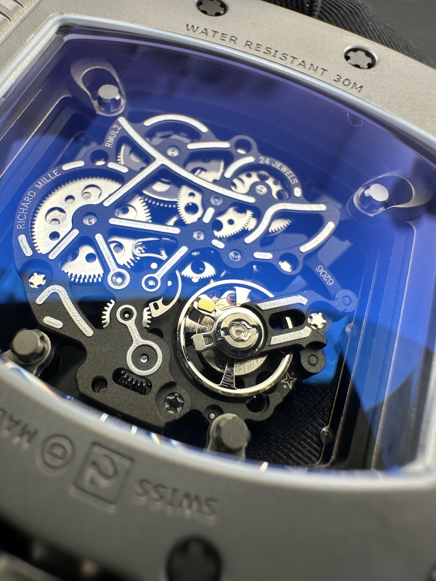 ZF Factory 2025 öne çıkan model! Piyasanın en üst donanımlı Richard Mille RM-055 "Full Gray" Bubba Watson özel serisi (titanyum karbür) satışa sunuldu — 16. fotoğraf