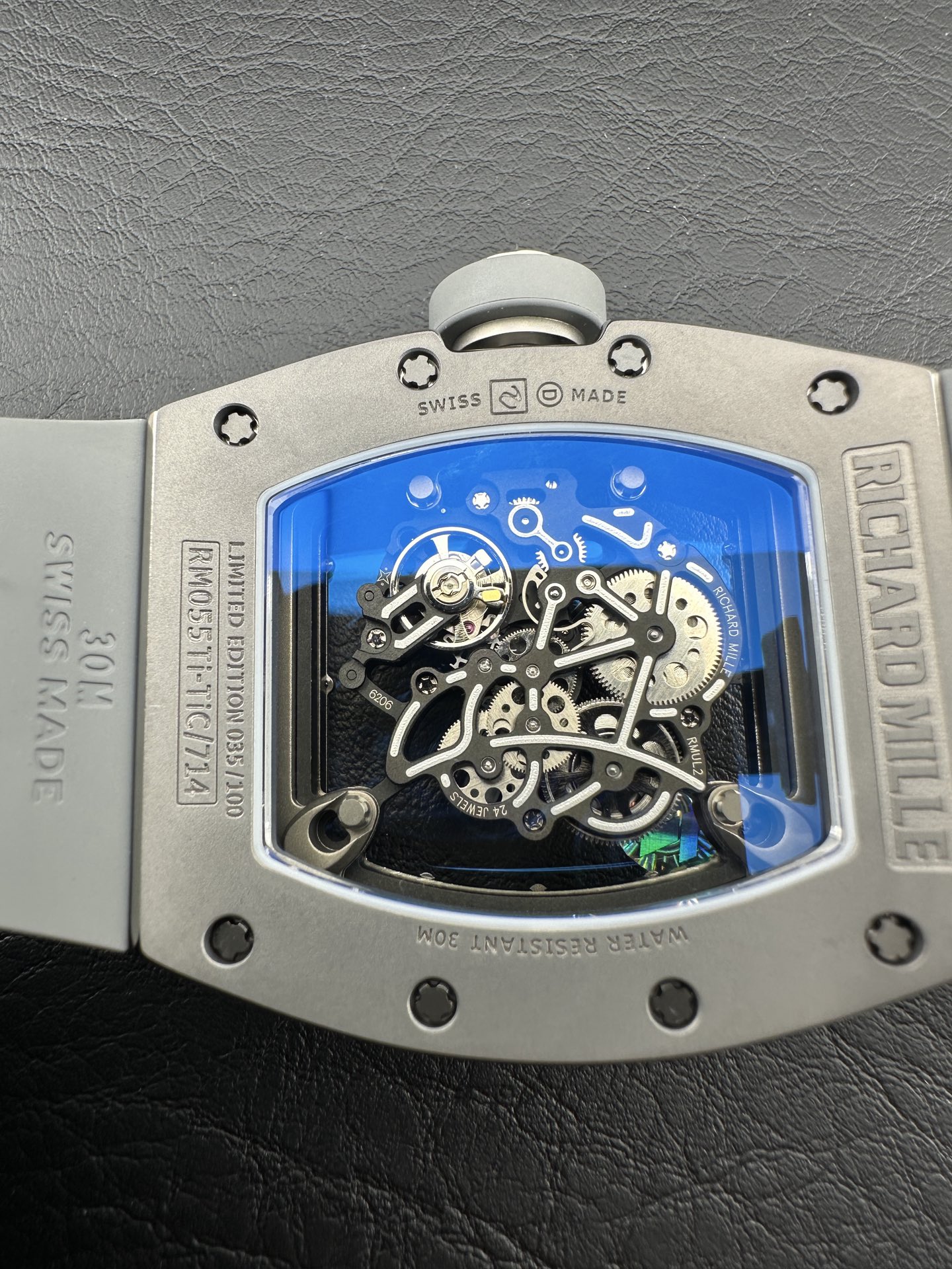 ZF Factory 2025 öne çıkan model! Piyasanın en üst donanımlı Richard Mille RM-055 "Full Gray" Bubba Watson özel serisi (titanyum karbür) satışa sunuldu — 23. fotoğraf