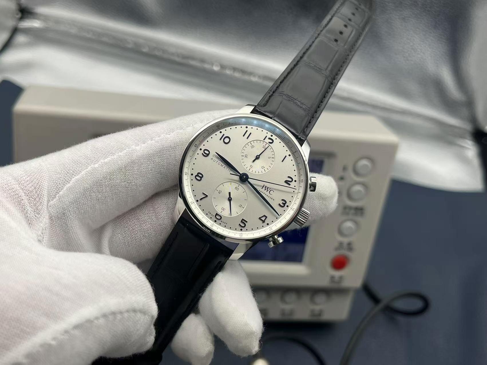 ZF Factory 2025 öne çıkan model: Super Portugieser kronograf, orijinalin sonu, görkemli lansman — 2. fotoğraf