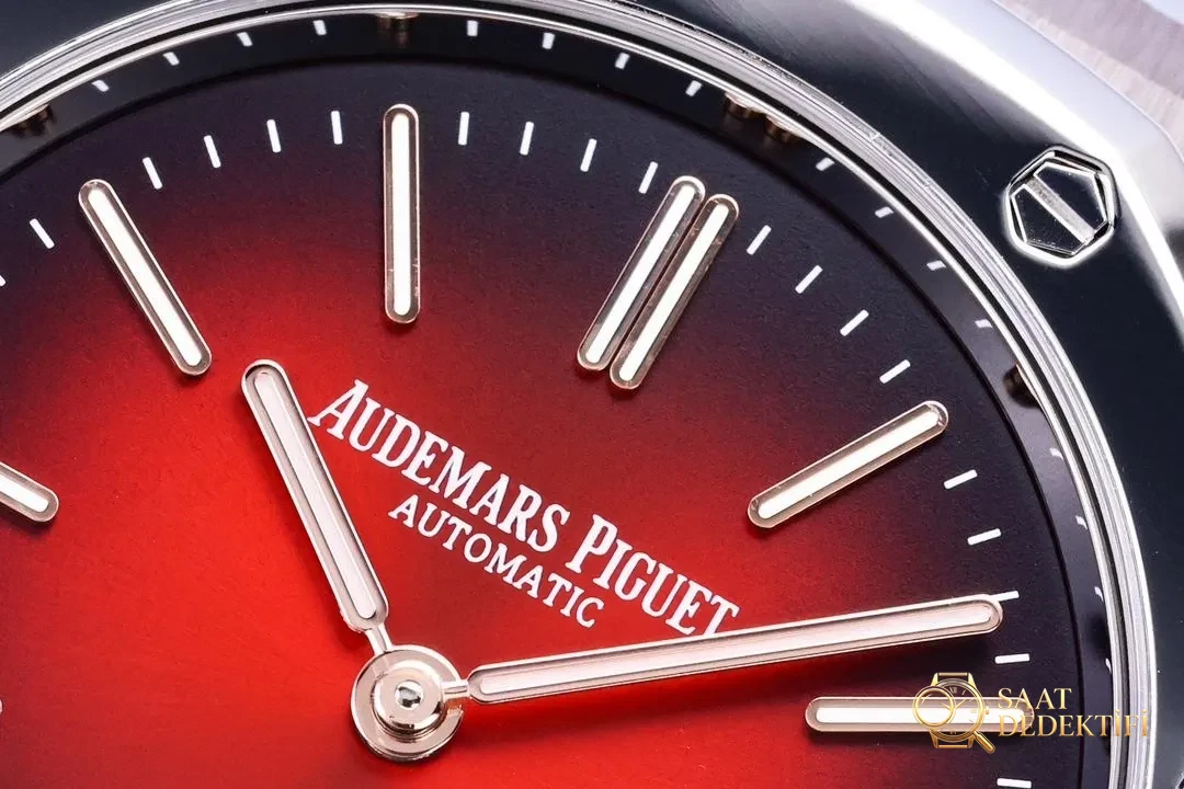 ZF Factory 2025 yeni ürün | Audemars Piguet Royal Oak 16202XT "JUMBO": dumanlı bordo, titanyumla hafiflik - görsel 3