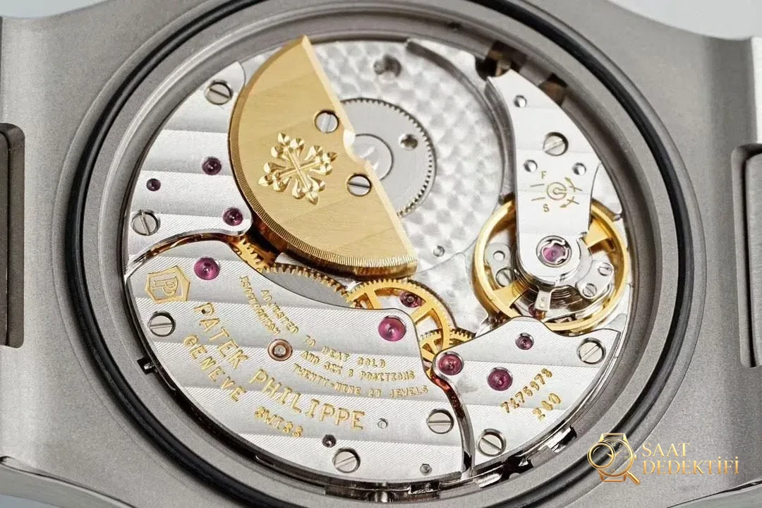 Das ehrgeizige neue Modell von ZF Factory für 2025: Die V3-verbesserte Patek Philippe Nautilus-Serie, die Legende des Stahlkönigs setzt sich auf ihrem Höhepunkt fort! - Dehnungs- und Toleranztest für Stahlarmbänder