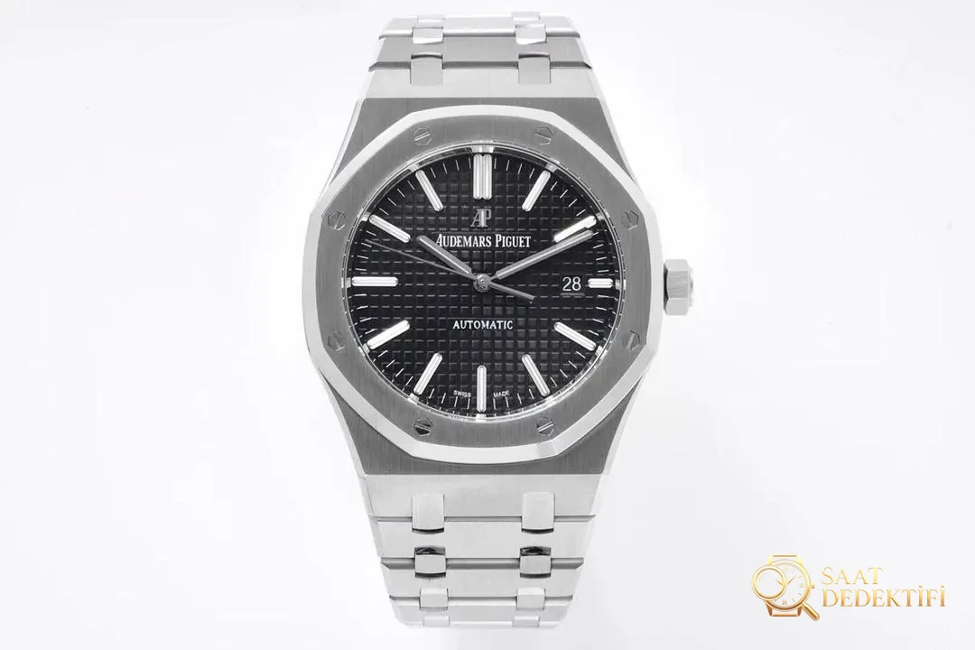 ZF Factory 2025'in iddialı çalışması: Audemars Piguet Royal Oak 15400 V2, tek parça mekanizmasıyla göz kamaştırıyor! - görsel 18