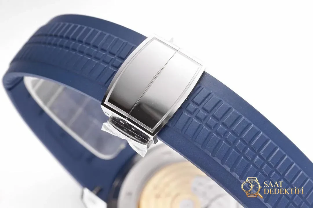ZF Factory 2026 Şiddetle Tavsiye | Piyasanın Zirvesindeki Model: Patek Philippe Aquanaut V3 (ZF El Bombası) - Fosfor ve Super-LumiNova Gece Görünümü