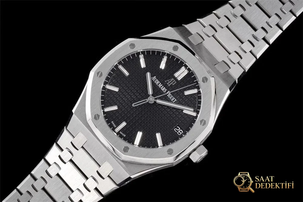 ZF Factory Audemars Piguet 15500 V2 sürümünde hangi renk seçilmeli? Mavi kadran mı, siyah kadran mı? - Arka Kapak ve Mekanizma Detayı