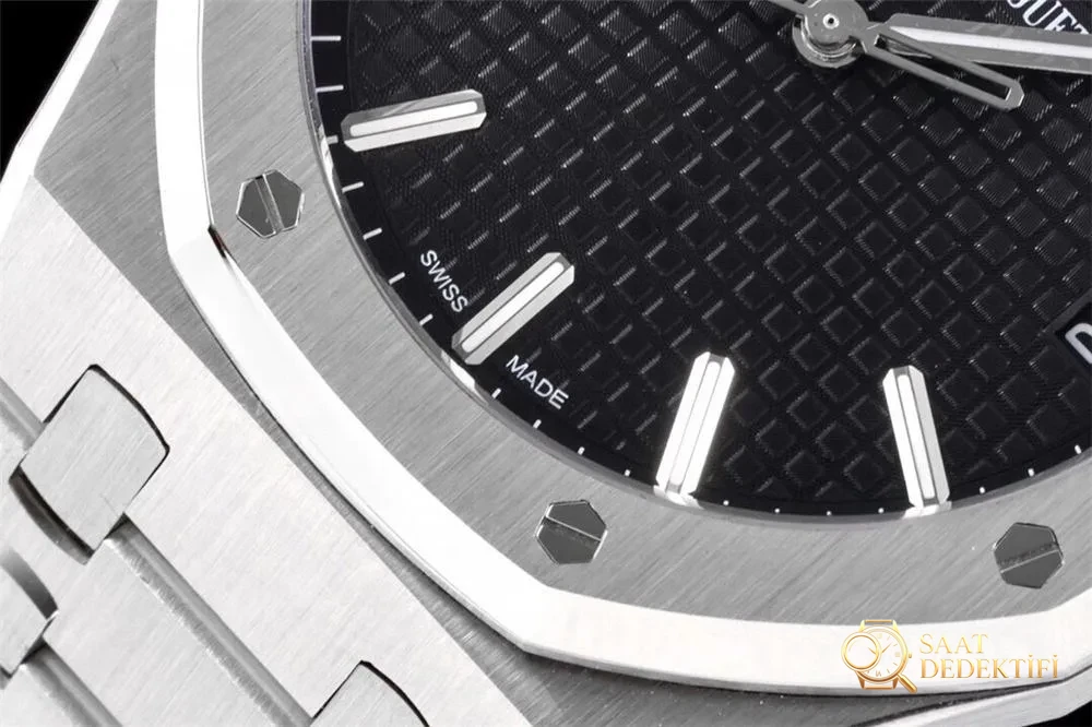 ZF Factory Audemars Piguet 15500 V2 sürümünde hangi renk seçilmeli? Mavi kadran mı, siyah kadran mı? - Mekanizma Zemberek ve Balans Detayı