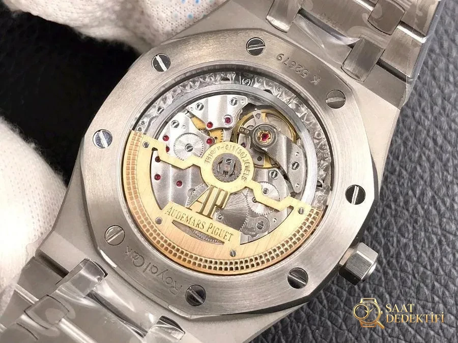 ZF Factory Audemars Piguet Royal Oak 15202 saatinin işçiliği nasıl? - Makro Kadran ve İndeks İşçiliği