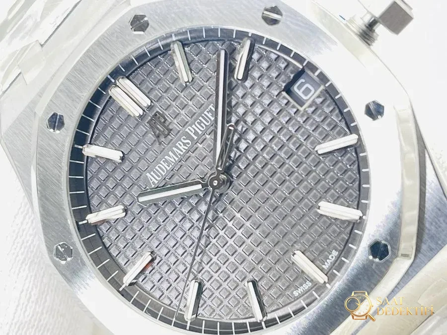 ZF Factory Audemars Piguet Royal Oak 15500 version V2