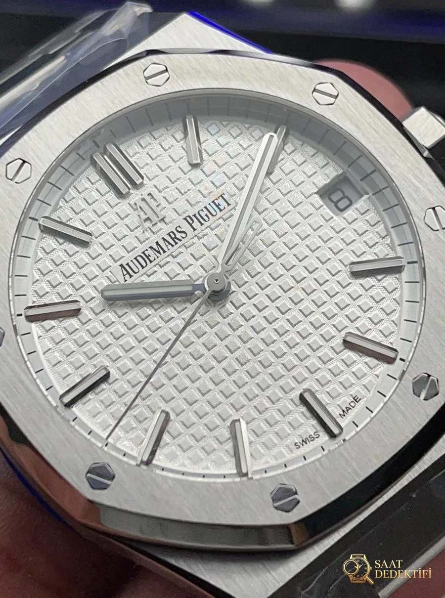 ZF Factory Audemars Piguet Royal Oak 15500 version V2