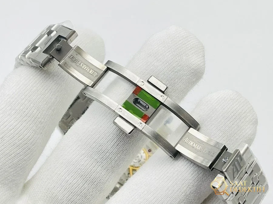ZF Factory Audemars Piguet Royal Oak 15500 version V2