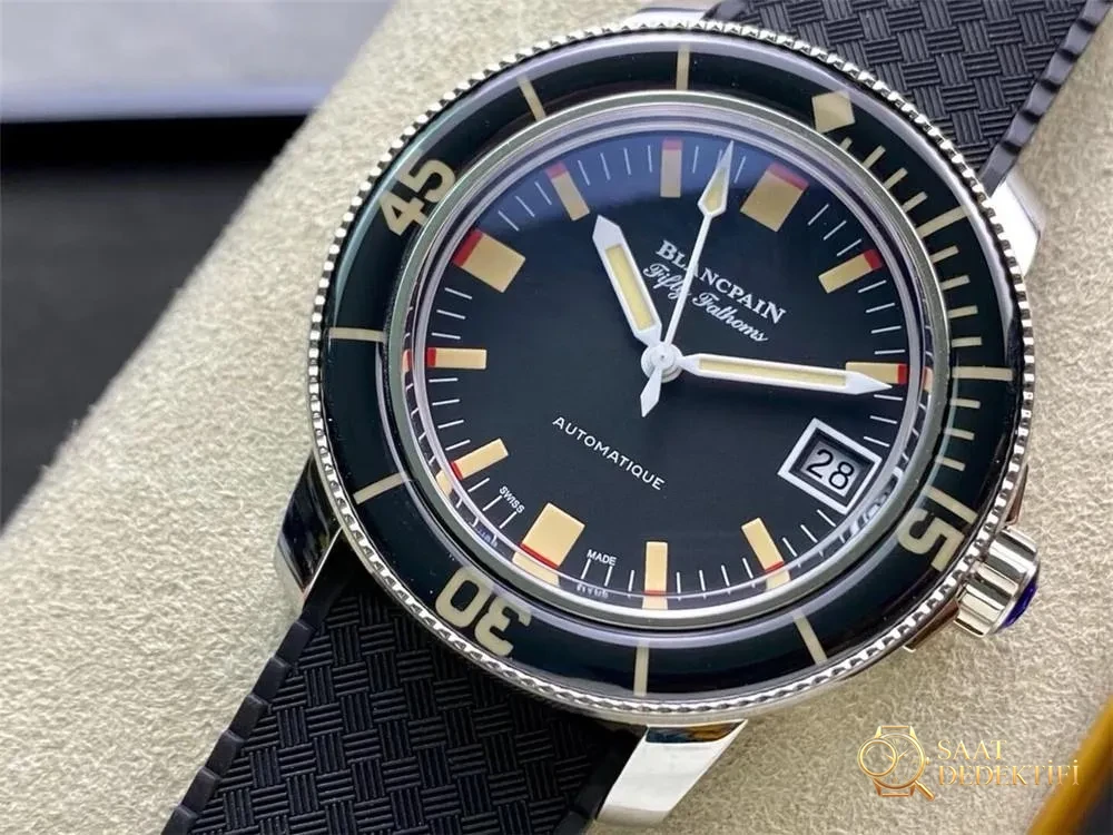 ZF Factory Blancpain Fifty Fathoms 5008B Barakuda işçiliği orijinaline uygun mu? ZF Factory üretimi olduğunu nasıl anlarız? - Kasa Profili ve Kurma Kolu İncelemesi