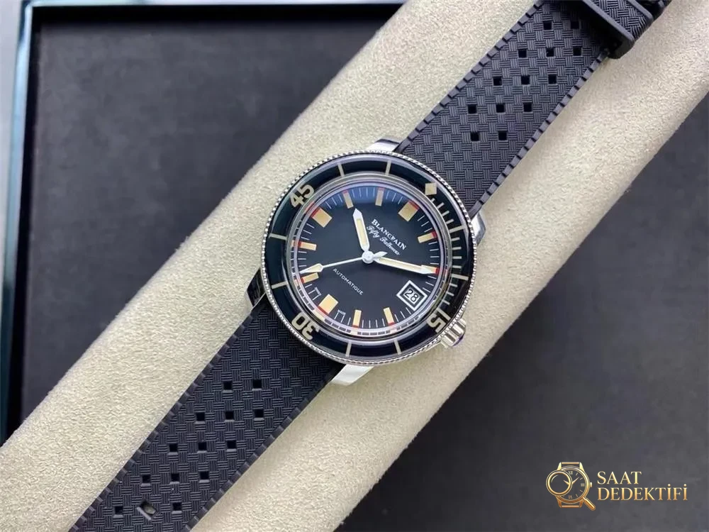 ZF Factory Blancpain Fifty Fathoms 5008B Barakuda işçiliği orijinaline uygun mu? ZF Factory üretimi olduğunu nasıl anlarız? - Arka Kapak ve Mekanizma Detayı