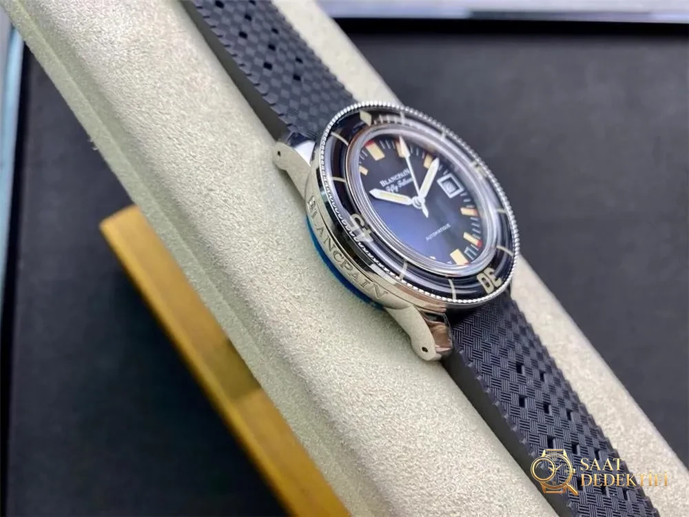 ZF Factory Blancpain Fifty Fathoms 5008B Barakuda işçiliği orijinaline uygun mu? ZF Factory üretimi olduğunu nasıl anlarız? - Makro Kadran ve İndeks İşçiliği