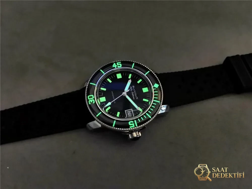 ZF Factory Blancpain Fifty Fathoms 5008B Barakuda işçiliği orijinaline uygun mu? ZF Factory üretimi olduğunu nasıl anlarız? - Yan Profil ve Kordon Bağlantısı