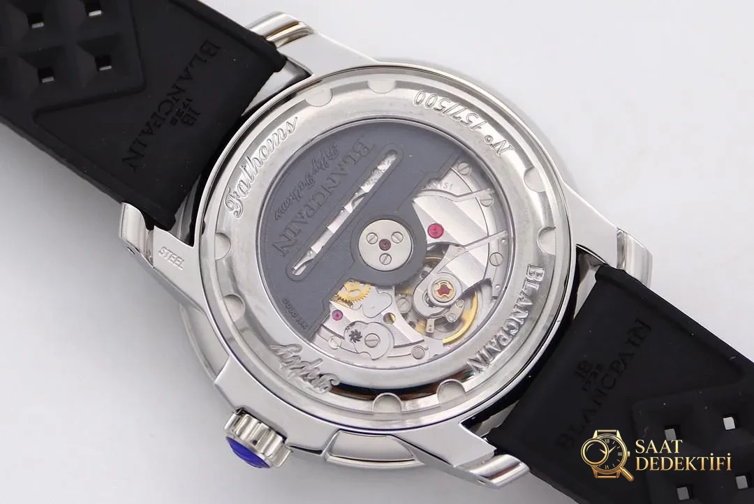 ZF Factory Blancpain Fifty Fathoms 5008B Barracuda kol saati alınmaya değer mi? - Klips Kilidi ve Lazer Damgalar