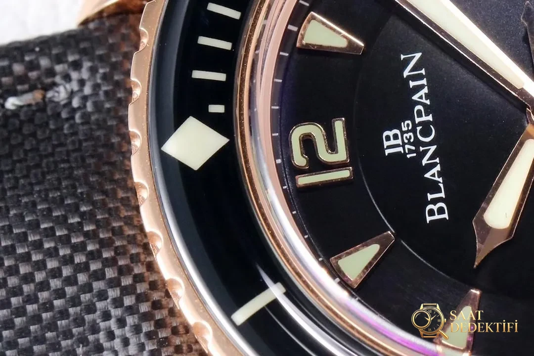 ZF Factory Blancpain Fifty Fathoms 5015 rose gold replika saatin rengi solar mı? - Arka Kapak ve Mekanizma Detayı