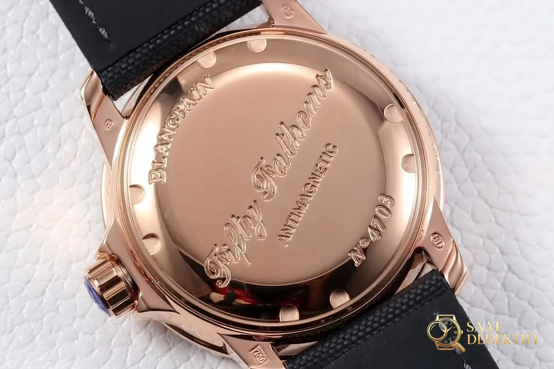 ZF Factory Blancpain Fifty Fathoms 5015 rose gold replika saatin rengi solar mı? - Bilekte Duruş ve Kasa Orantısı