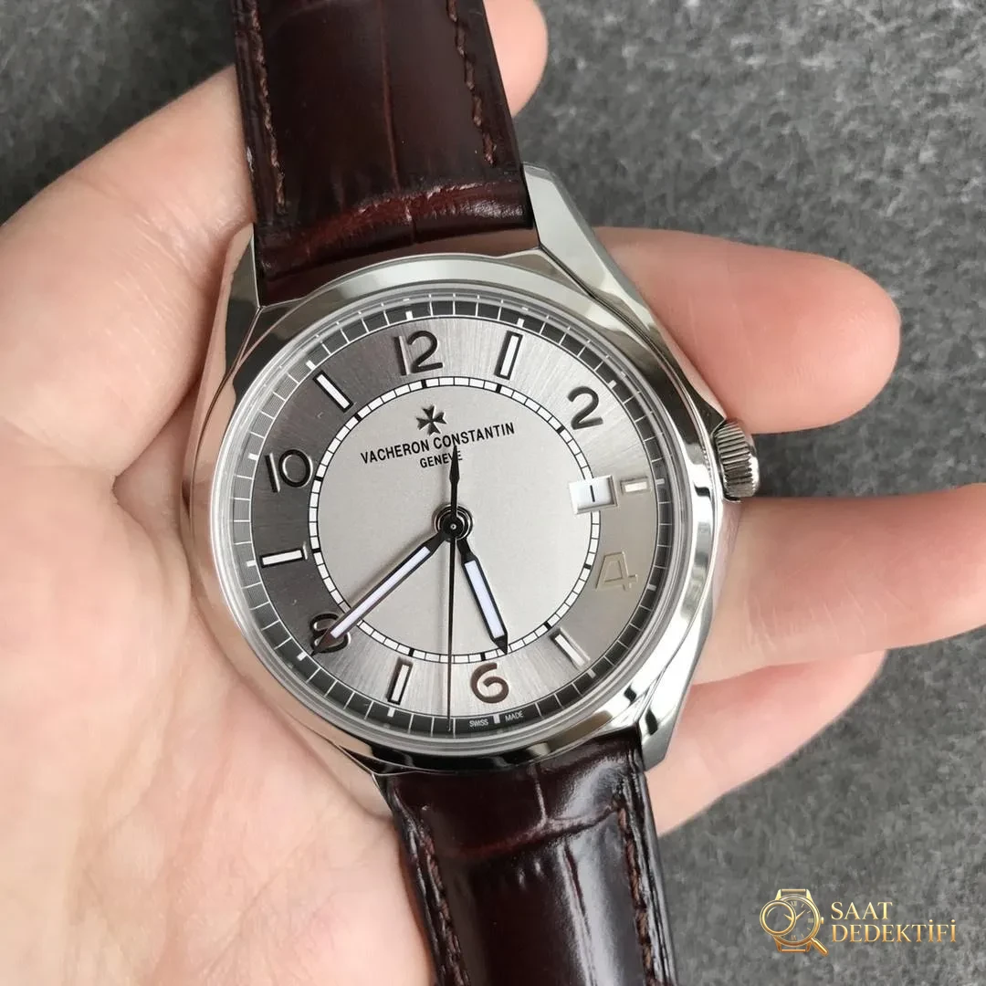 ZF Factory Fiftysix serisi 4500E Vacheron Constantin üç ibreli saatin işçiliği nasıl? - Kadran Detayı ve Bezel İşçiliği