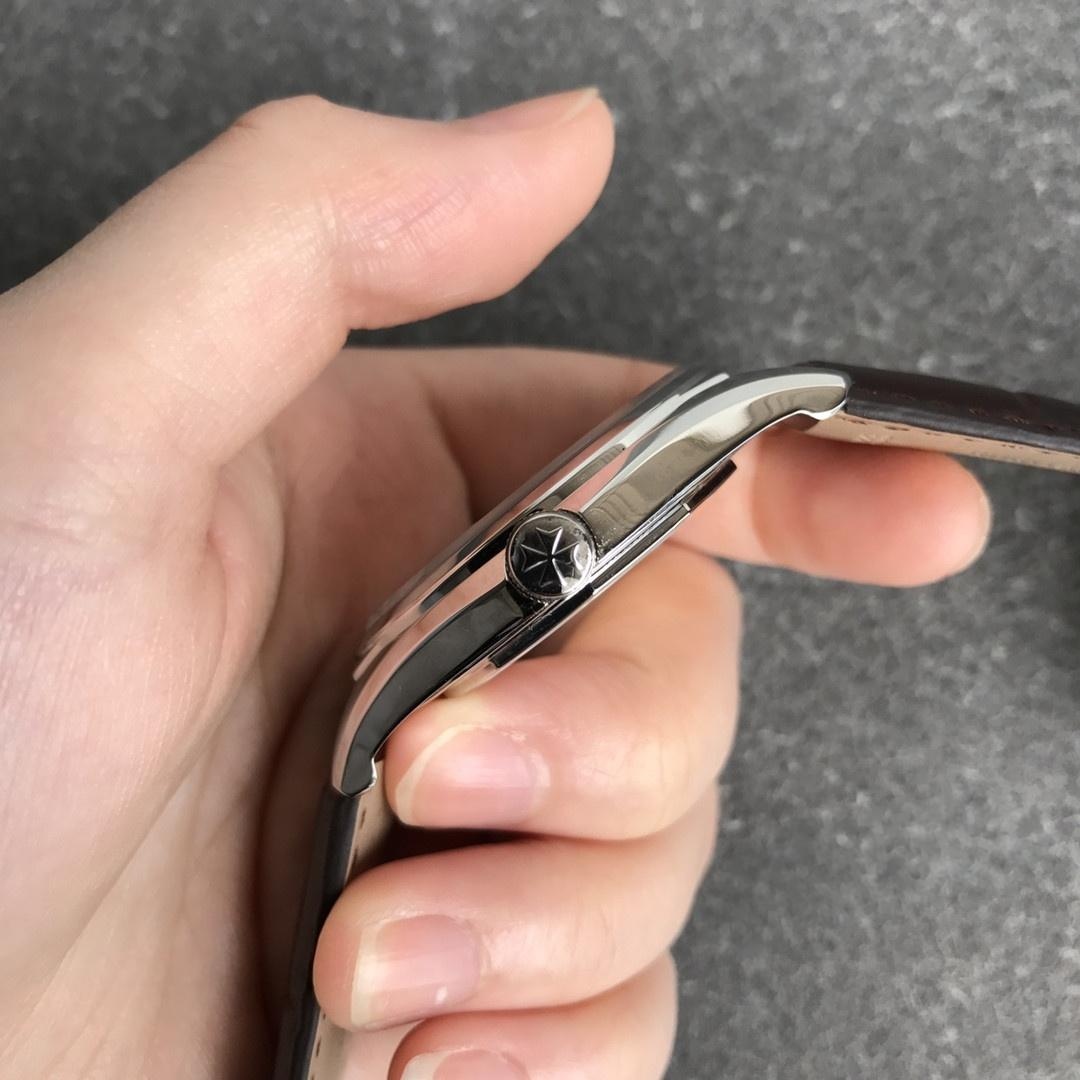 ZF Factory Fiftysix serisi 4500E Vacheron Constantin üç ibreli saatin işçiliği nasıl? — 3. fotoğraf