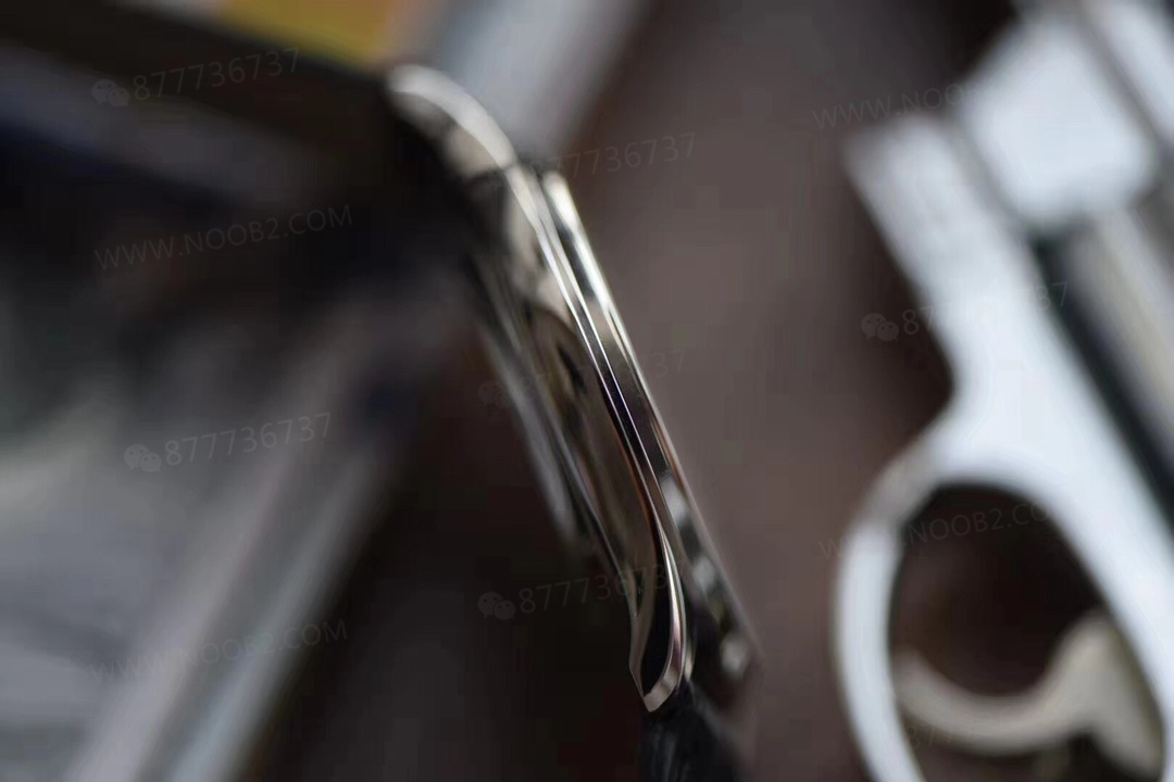 ZF Factory ile FK Factory karşılaştırması: Jaeger-LeCoultre Master Ultra Thin klasik saat, hangisi daha iyi? — 5. fotoğraf