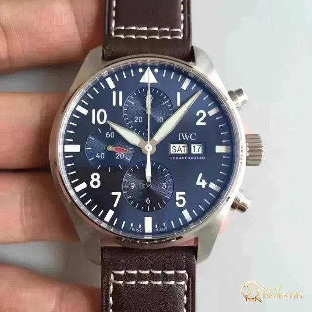 IWC Pilot ZF Factory İncelemesi - Ön Görünüm ve Kasa Tasarımı