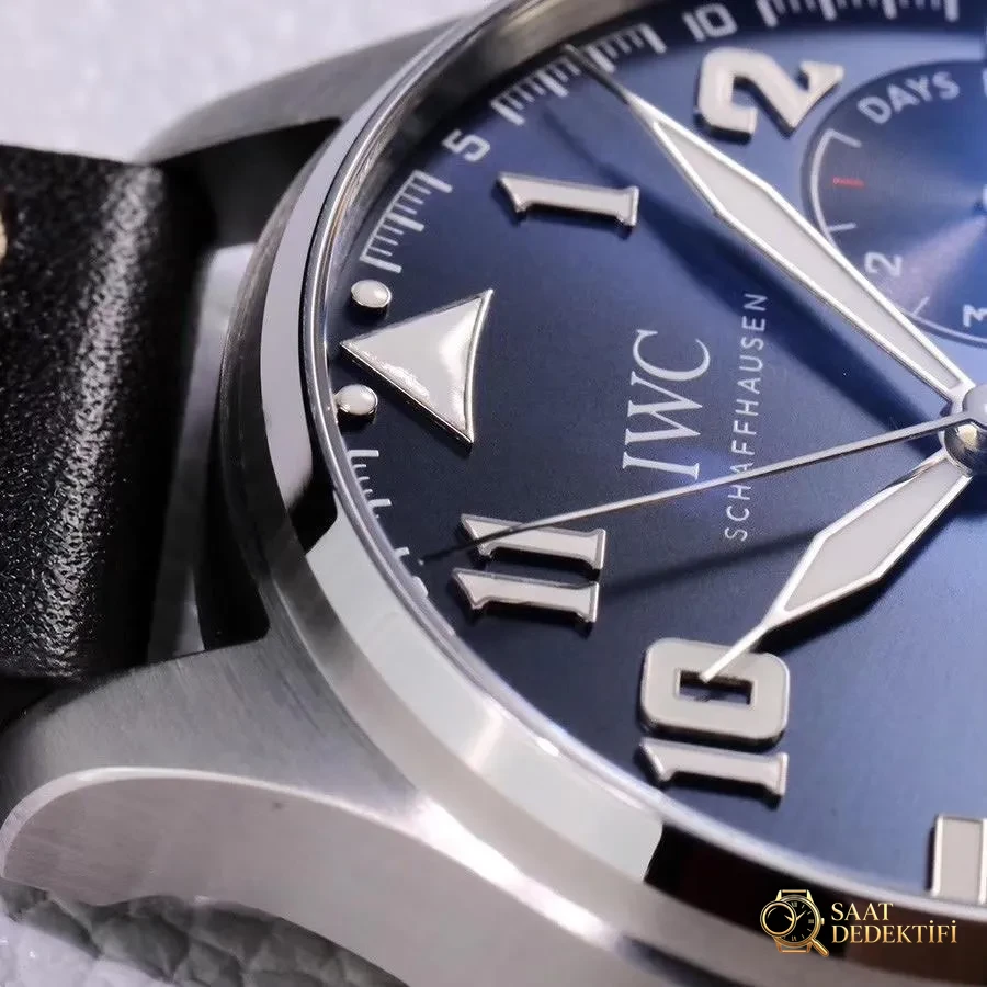 ZF Factory IWC Pilot Little Prince Saat Dostlarını Kazanabilir mi? - Arka Kapak ve Mekanizma Detayı