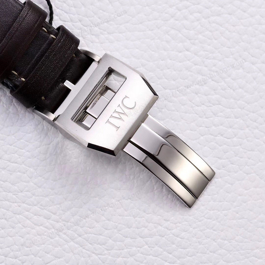 ZF Factory IWC Pilot Little Prince Saat Dostlarını Kazanabilir mi? — 9. fotoğraf