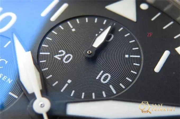 ZF Factory IWC Pilot serisi IW377704 Le Petit Prince özel versiyon kronograf replika saat gerçek-replika karşılaştırması ve orijinal incelemesi - Mekanizma Çark Dizilimi ve Taş Yatakları