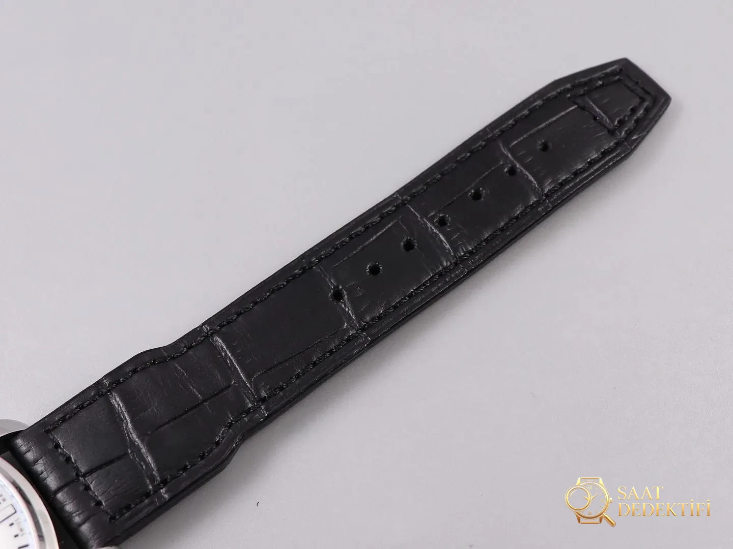 ZF Factory IWC Pilot Spitfire 150. Yıl beyaz kadranlı IWC377725 işçilik nasıl? - Bilekte Duruş ve Kasa Orantısı