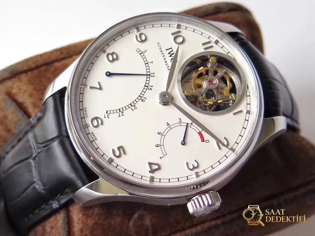 ZF Factory IWC Portugieser 12 Pozisyon Tourbillon Flyback Takvim Gerçek Güç Rezervi Göstergesi 44 mm Replika Saat İncelemesi - Tepe Koruması ve Ayar Fonksiyonu