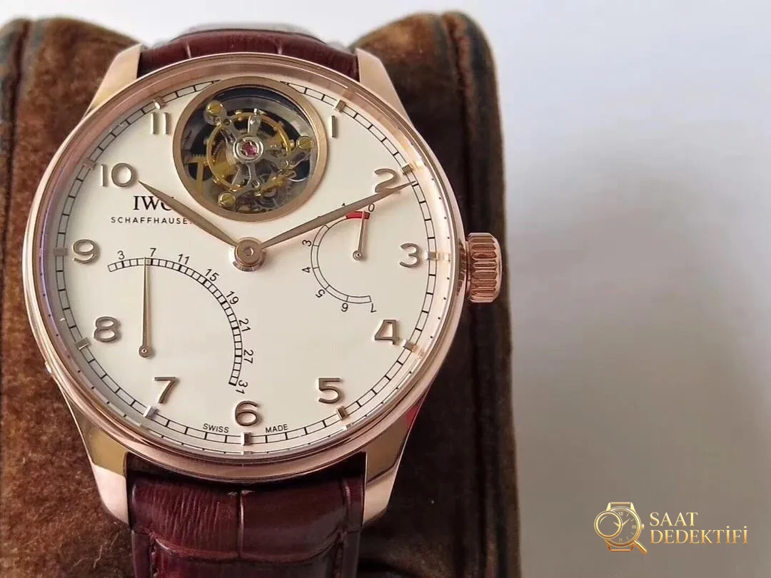 ZF Factory IWC Portugieser 12 Pozisyon Tourbillon Flyback Takvim Gerçek Güç Rezervi Göstergesi 44 mm Replika Saat İncelemesi - Makro Mekanizma Köprüleri ve Cenevre Çizgileri