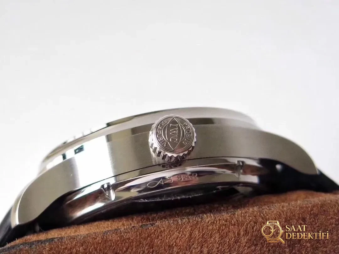 ZF Factory IWC Portugieser 12 Pozisyon Tourbillon Flyback Takvim Gerçek Güç Rezervi Göstergesi 44 mm Replika Saat İncelemesi - Kadran Tipografisi ve Yazı Kabartmaları