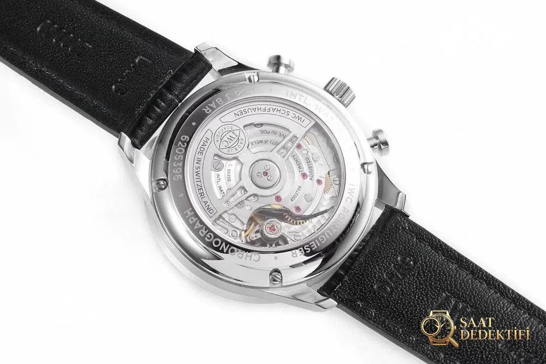 ZF Factory IWC Portugieser Kronograf açık arkalı IW371605 işçiliği nasıl? - Fosfor ve Super-LumiNova Gece Görünümü