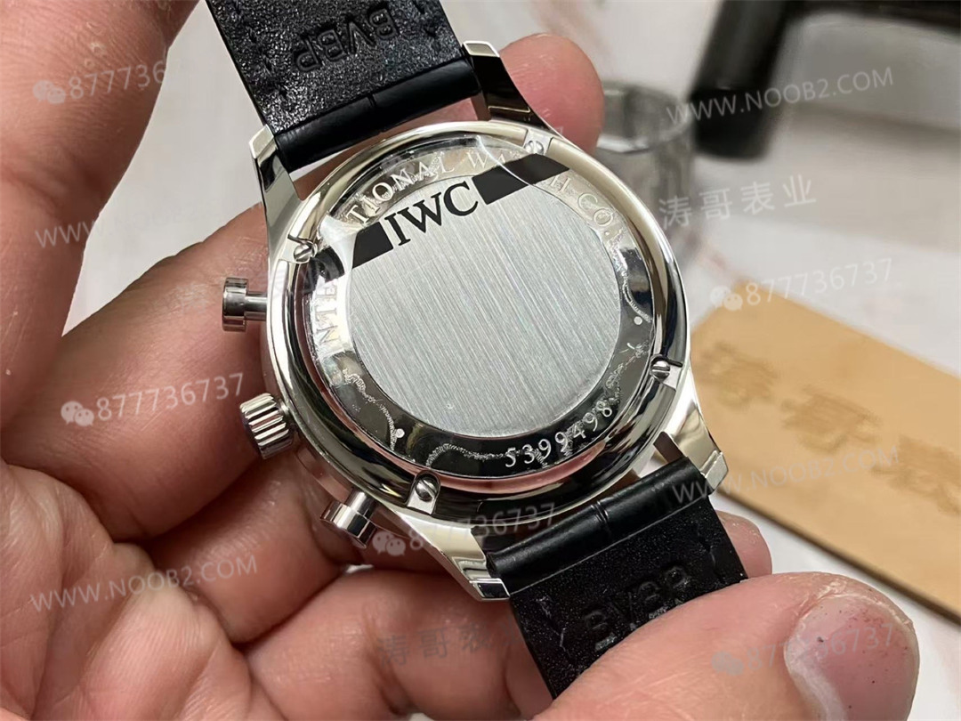 ZF Factory IWC Portugieser Kronograf V2 Ultimate versiyonu orijinalinden ne kadar geride? — 6. fotoğraf