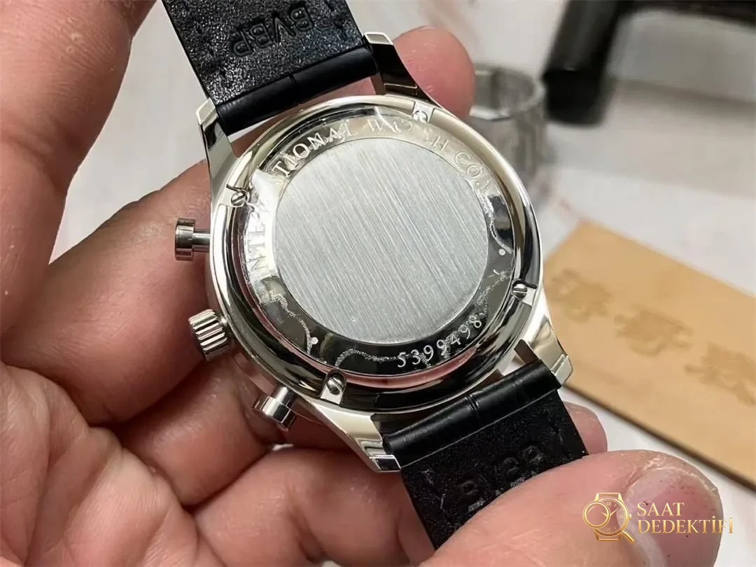 ZF Factory IWC Portugieser Kronograf V2 Ultimate versiyonu orijinalinden ne kadar geride? - Makro Kadran ve İndeks İşçiliği