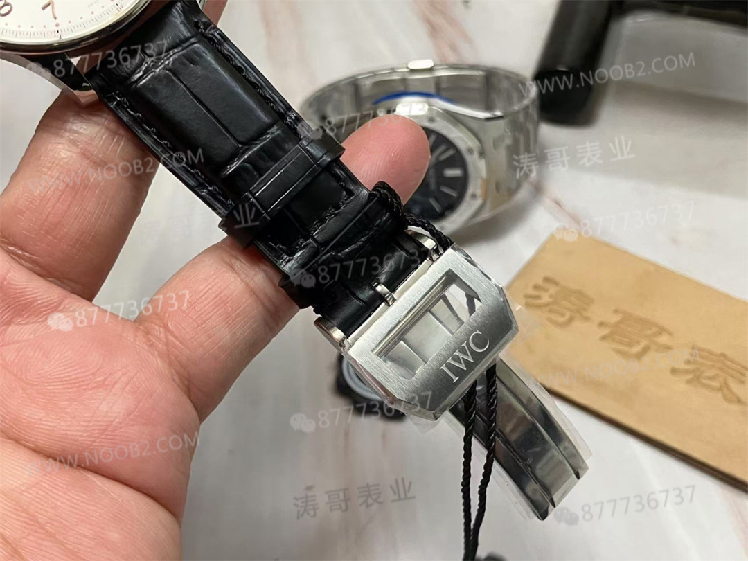 ZF Factory IWC Portugieser Kronograf V2 Ultimate versiyonu orijinalinden ne kadar geride? — 7. fotoğraf