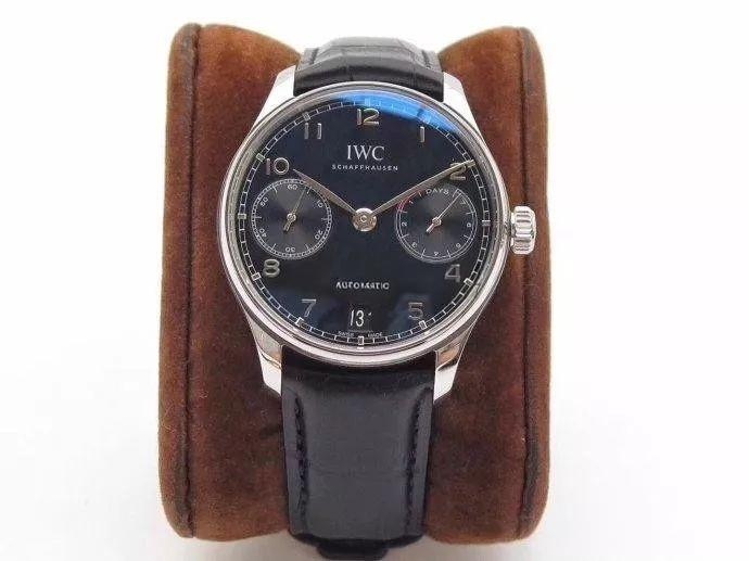 ZF Factory IWC Portugieser Seri 7 mavi akrep-yelkovanlı replika saati hangi seviyede? Orijinaliyle karıştırılabilir mi? — 6. fotoğraf