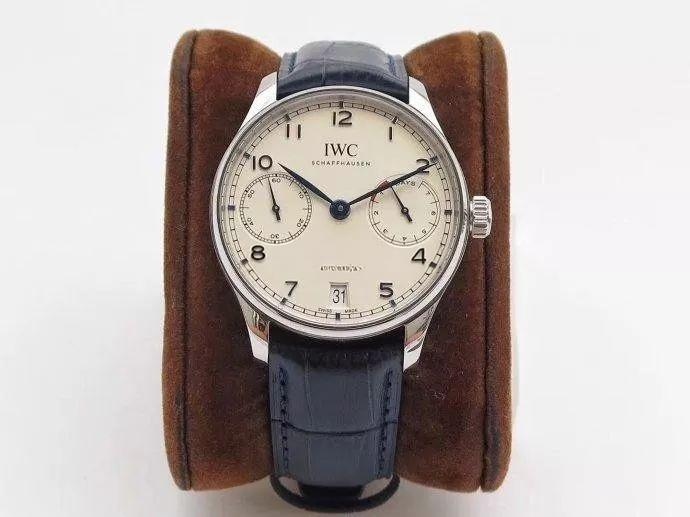 ZF Factory IWC Portugieser Seri 7 mavi akrep-yelkovanlı replika saati hangi seviyede? Orijinaliyle karıştırılabilir mi? — 8. fotoğraf