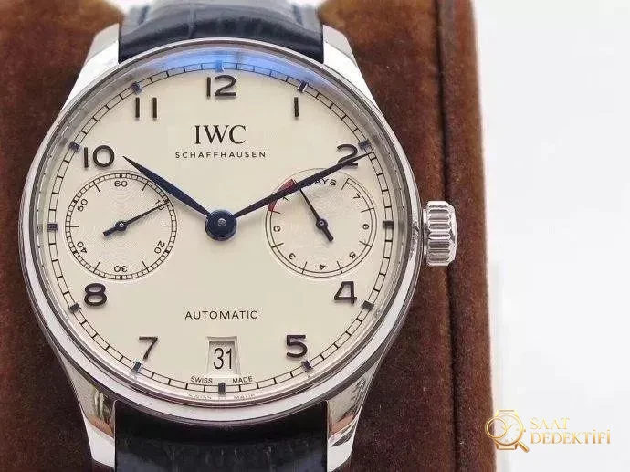 ZF Factory IWC Portugieser Seri 7 mavi akrep-yelkovanlı replika saati hangi seviyede? Orijinaliyle karıştırılabilir mi? - Fosfor ve Super-LumiNova Gece Görünümü
