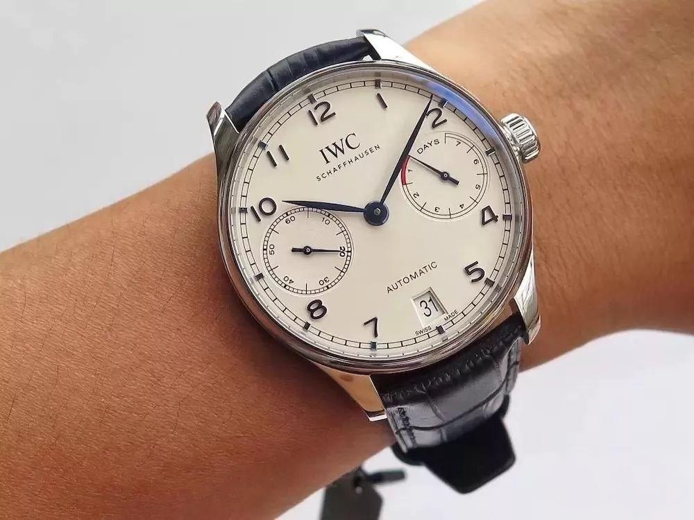 ZF Factory IWC Portugieser Seri 7 mavi akrep-yelkovanlı replika saati hangi seviyede? Orijinaliyle karıştırılabilir mi? — 20. fotoğraf