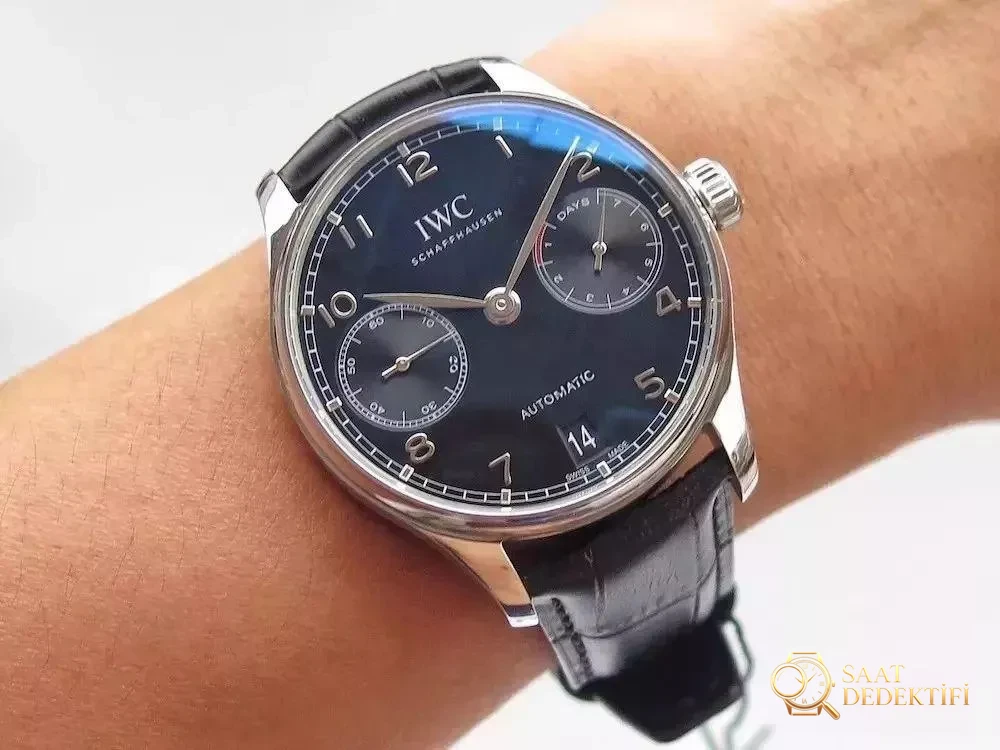 ZF Factory IWC Portugieser Seri 7 mavi akrep-yelkovanlı replika saati hangi seviyede? Orijinaliyle karıştırılabilir mi? - Kordon Dokusu ve Dikiş Detayları