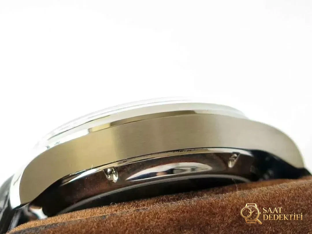 ZF Factory IWC Portugieser Yıllık Takvim Kol Saati İnceleme ve Değerlendirmesi - Klips Kilidi ve Lazer Damgalar