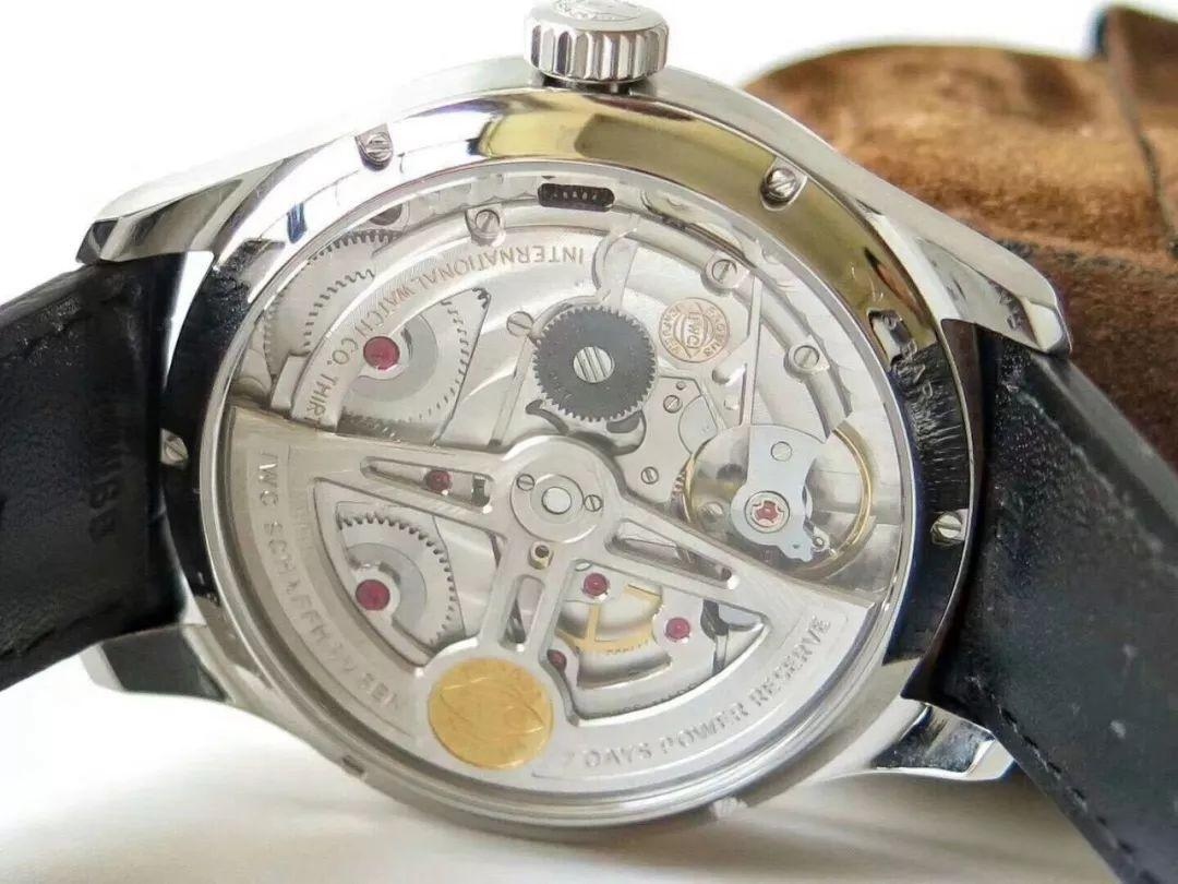 ZF Factory IWC Portugieser Yıllık Takvim Kol Saati İnceleme ve Değerlendirmesi — 8. fotoğraf