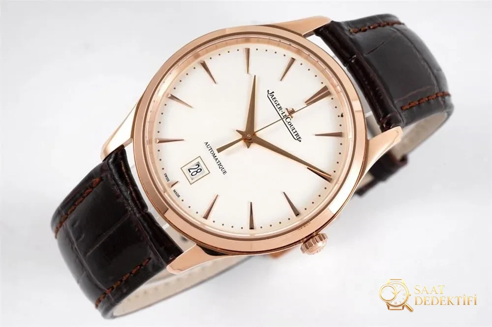 ZF Factory Jaeger-LeCoultre Master Ultra Thin 1288420 V3 versiyonunda hangi noktalar geliştirildi? - Mekanizma Zemberek ve Balans Detayı