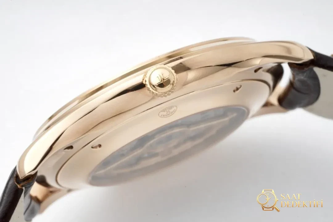 ZF Factory Jaeger-LeCoultre Master Ultra Thin serisi takvimli saatin V2 versiyonunda neler geliştirildi? - Bilezik Bakla Ayrımı ve Pim Yapısı