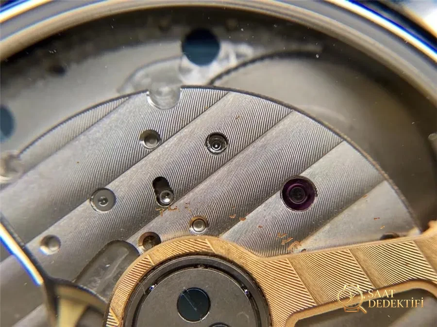 ZF Factory Jaeger-LeCoultre Rendez-Vous serisi ay-güneş-yıldız 3448420 kadın replika saat incelemesi - Toka İçi Mikro Ayar Mekanizması