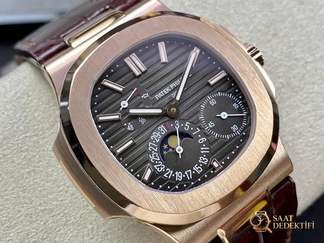 La ZF Factory Patek Nautilus 5712R en or rose sera-t-elle mise à jour avec une véritable réserve de marche ? - Détail du cadran et finition de la lunette