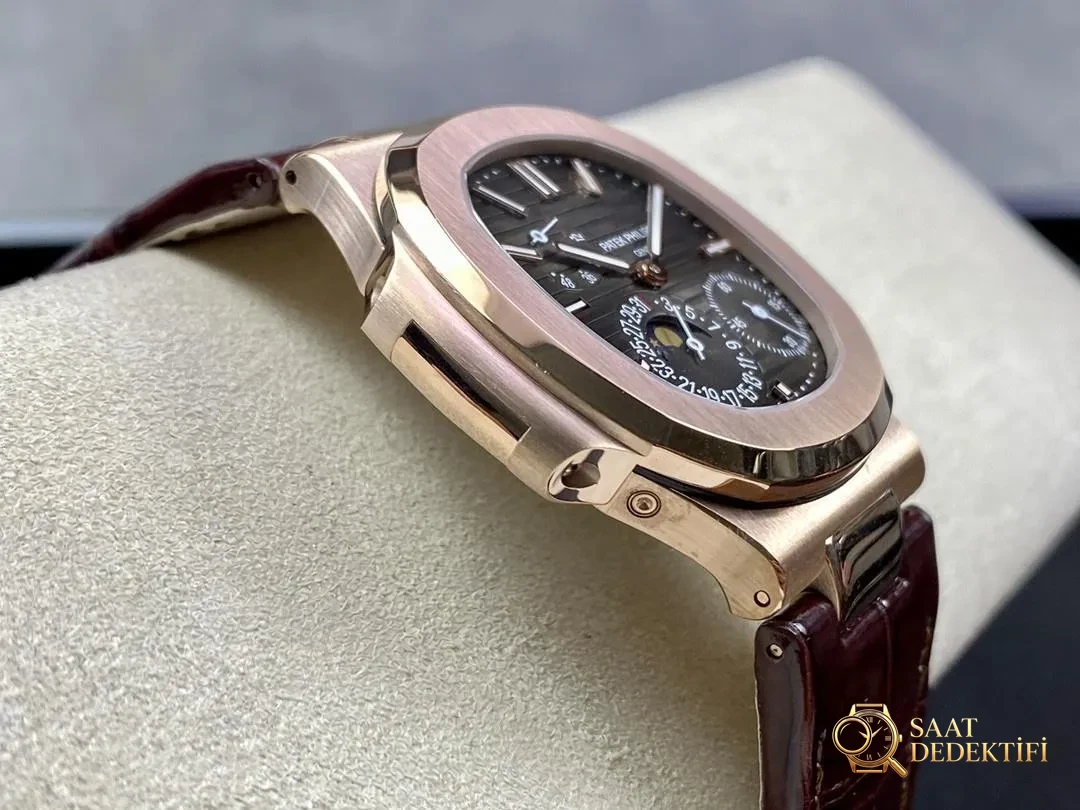 La ZF Factory Patek Nautilus 5712R en or rose sera-t-elle mise à jour avec une véritable réserve de marche ? - Mécanisme bracelet, boucle et clip